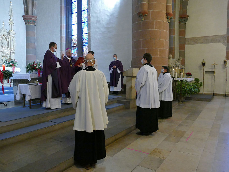 Beauftragung zu Lektorat und Akolythat in St. Marien, Volkmarsen (Foto: Karl-Franz Thiede)